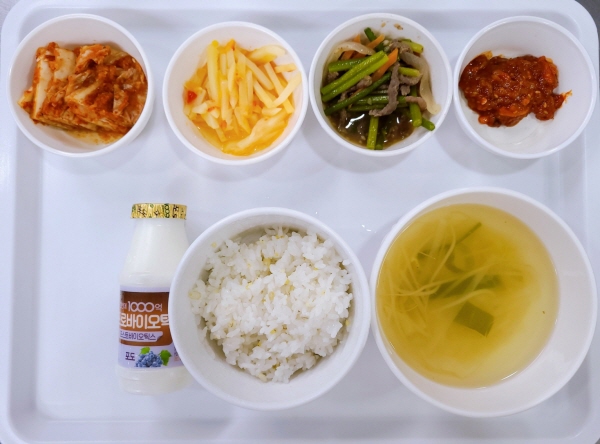 87f8e8189b24763742449e96b5b3176c_1686644