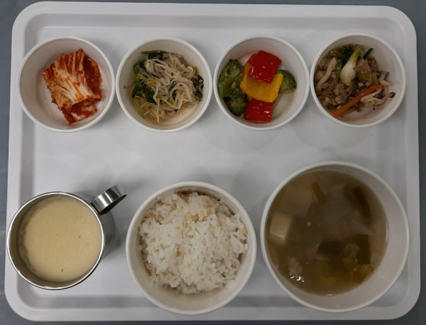 d445d5014265a64e55d72cb12c3d8e36_1687225