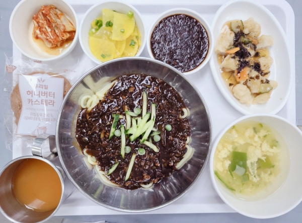 d76d851d99659fc4b663e785924e9112_1688010