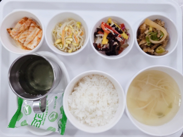 894b23c4b22f47f813a26f3ae965619b_1688457