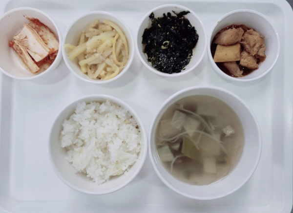 d2aa7db9d7b2648c3e08dba378046f3f_1692321