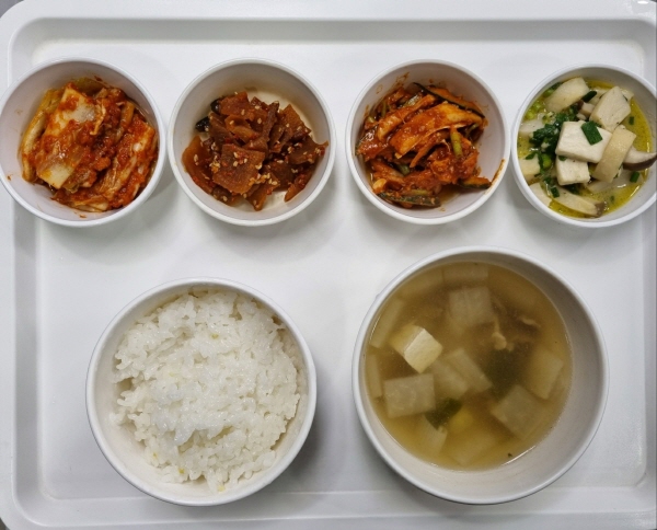 7df9031f2d36042e8902ead691d852ba_1695024