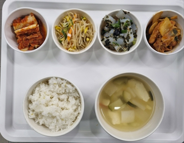 a0bf3e53a0230eab2accc171bf6bfed5_1695711