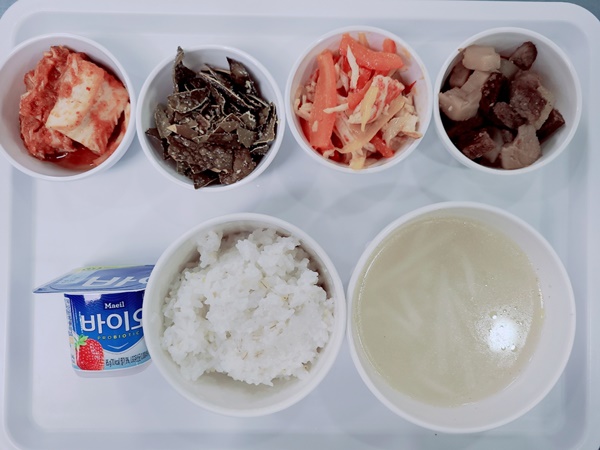 4c117b89e106e7f8a5d59af287461432_1698379