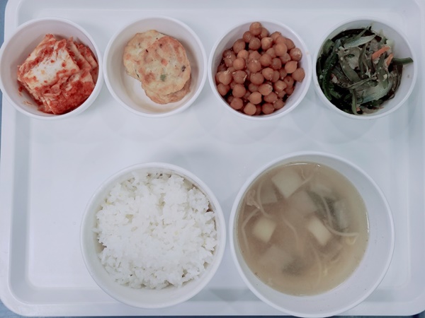 a9829d29df167332425c4ce8f74a0431_1698031