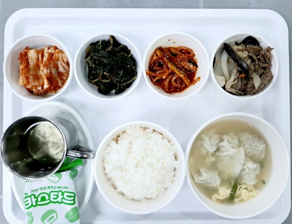 bb02117ce2e5935b7bc514e0e4f3a323_1697436