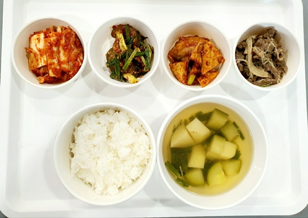 8591cbea8c798f71501e2f3631ce0526_1700450