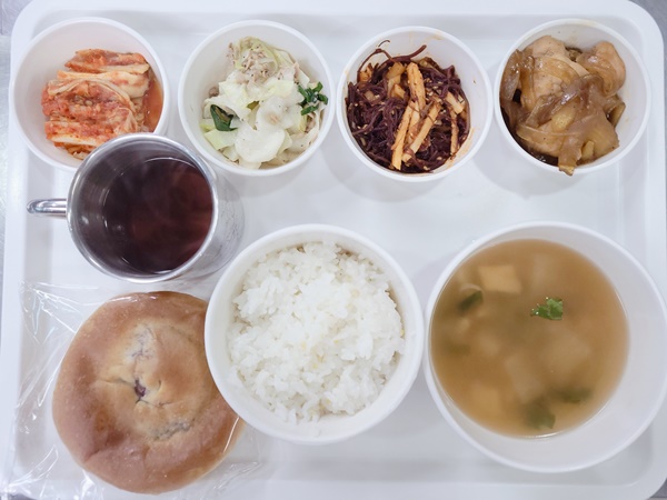 c121ab3af16a5c28129a73e2ff3d3bf8_1700186