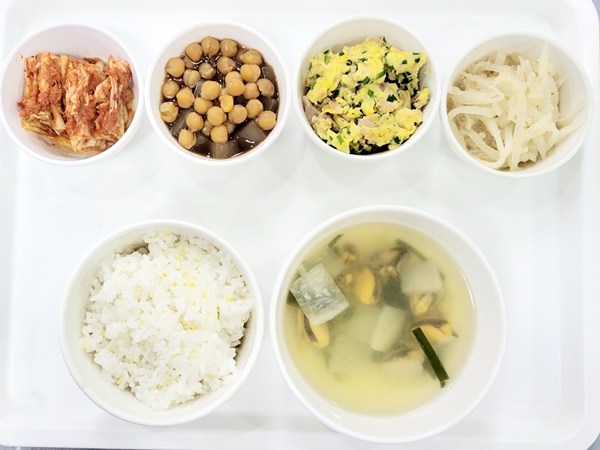 c121ab3af16a5c28129a73e2ff3d3bf8_1700186