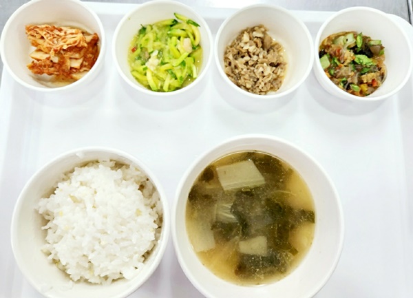 dea4ed25e0fda19eadef3a0139c0927c_1699322