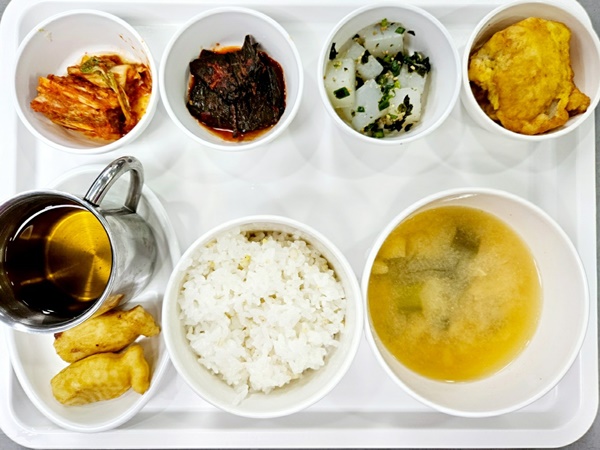 dea4ed25e0fda19eadef3a0139c0927c_1699322