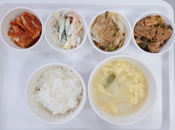 9e4722efd53b02d4f1b40d3fb1632d19_1701756