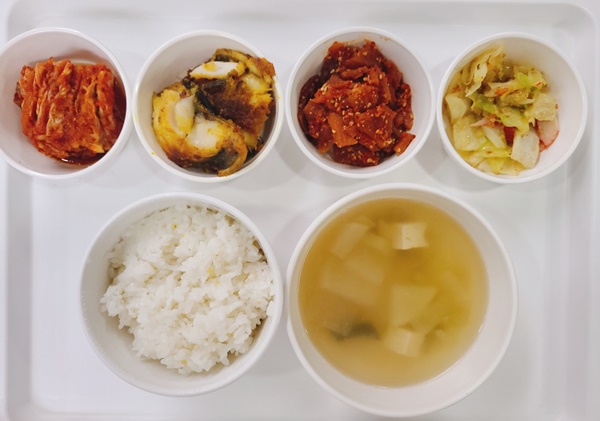 acc508f7e6037de8ecf978ff1a280db2_1703563