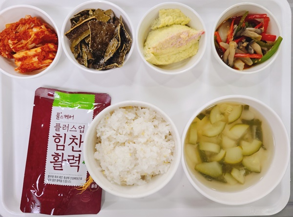 acc508f7e6037de8ecf978ff1a280db2_1703563