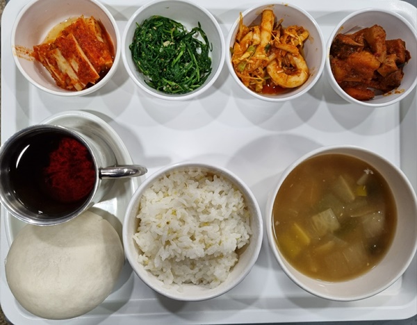 acc508f7e6037de8ecf978ff1a280db2_1703563