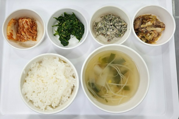 e6defdf7e530a2c3cdc5cc4a4faf93e0_1704160