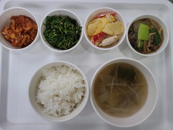 08470276f954c59ab0e8cd9d177e9f2c_1706750