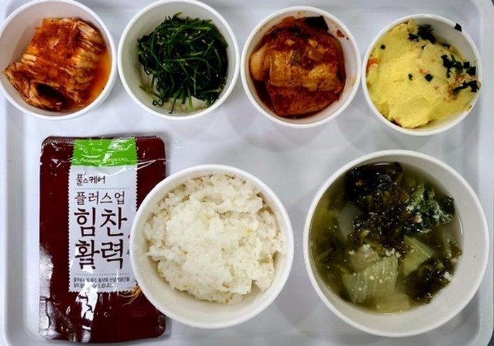 27d1f822dfcc3a5ff6caec979d2015a2_1708669