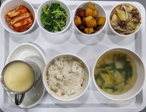 52b4d9626affe20bddf4ac355b376b20_1708056