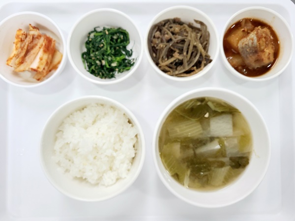 52b4d9626affe20bddf4ac355b376b20_1708058