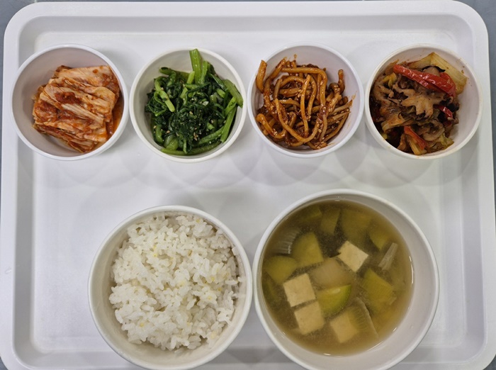 3d61dce74e5f67f4c1475e3303d009b2_1711604