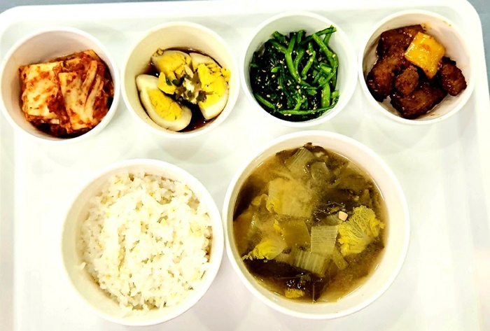 018a792268f2e40a2ebad19197b6d7f1_1713318