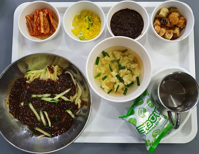 018a792268f2e40a2ebad19197b6d7f1_1713492