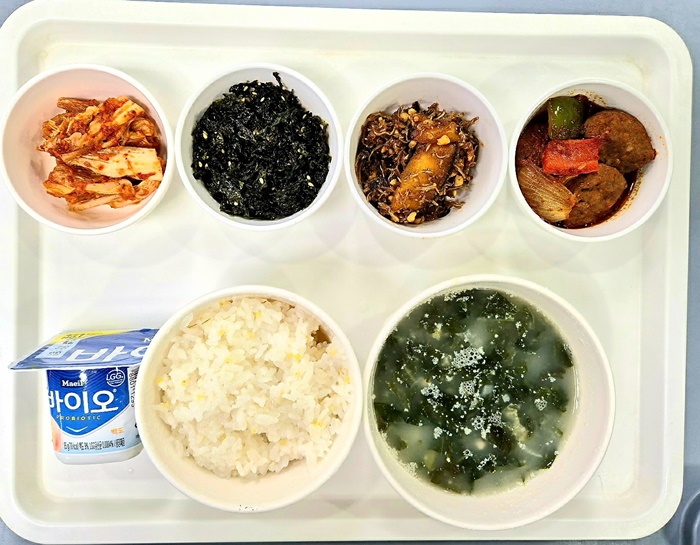 1347b25a3ec565cbb35eb6a2f420ac71_1714376