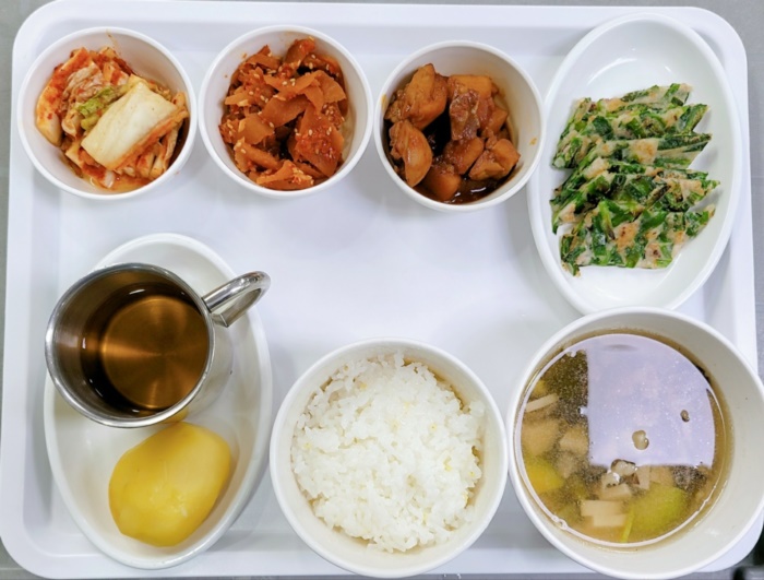 1a37dc016cbfbd0eab2c89bcc7fc39fa_1716793