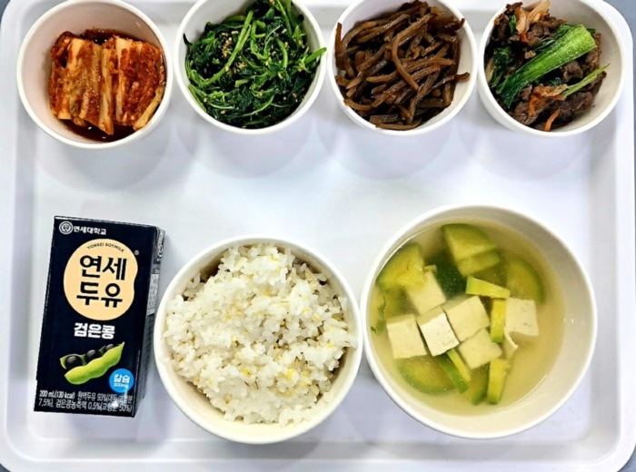 1a37dc016cbfbd0eab2c89bcc7fc39fa_1716793