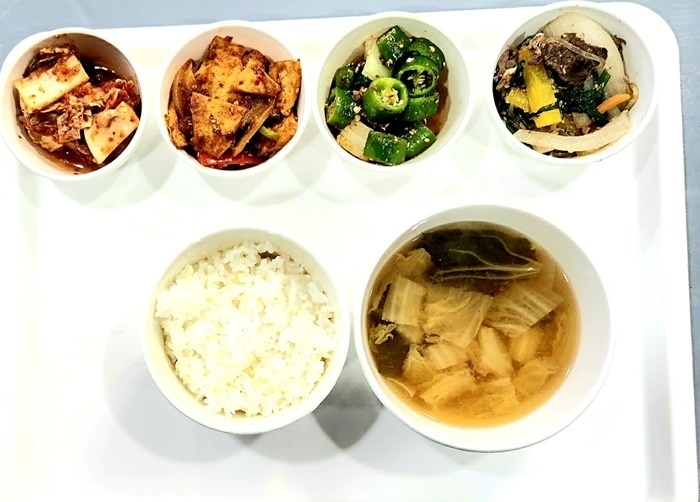 918679e87256048adb33bf3831fb2cf8_1718242