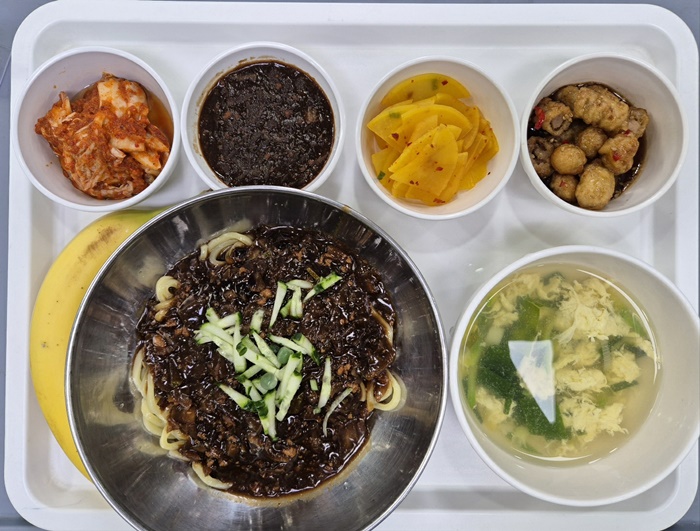 08b079fbf70fc4d3c8b7eb1a185072eb_1719807