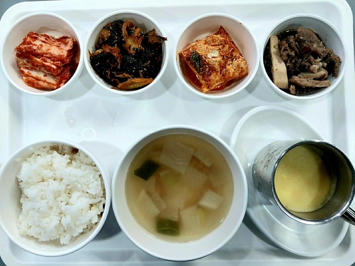 92c5acd62feb7bb5128c3ba45288fad7_1721188