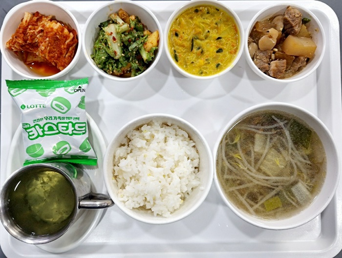 4983d6785e3cea5b47740f75567f3f4d_1723443