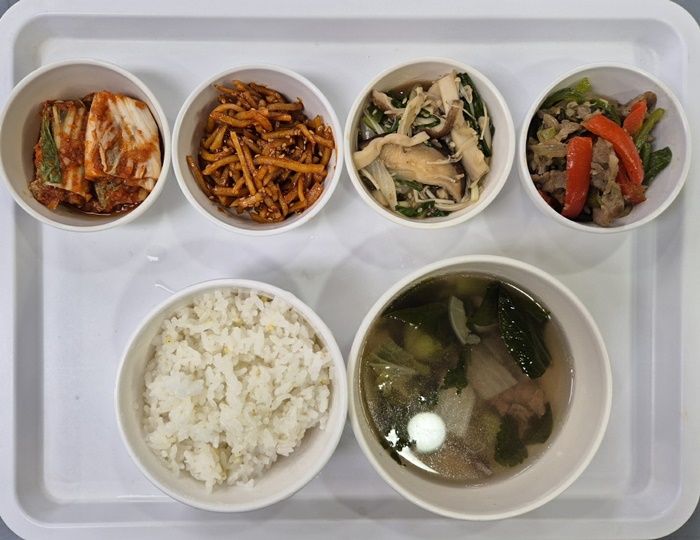 c7b602ff3b37fc26716f3a0c3ec607bf_1728611