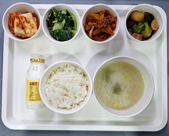 ebf27d0b30e14c36322daf1af95fe00b_1728266