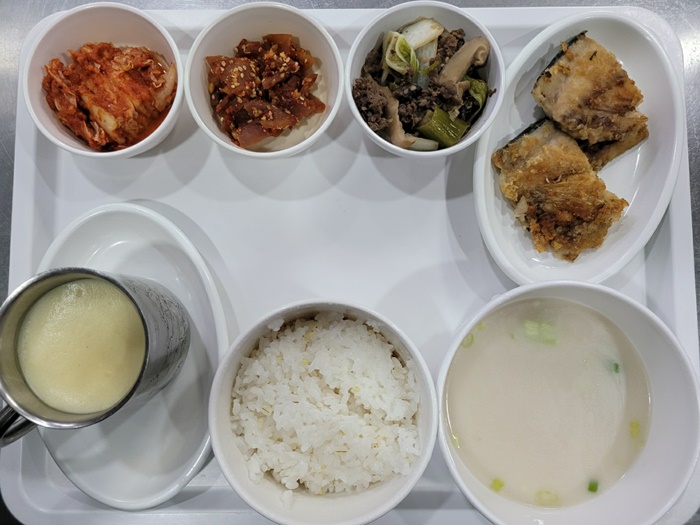 ebf27d0b30e14c36322daf1af95fe00b_1728266