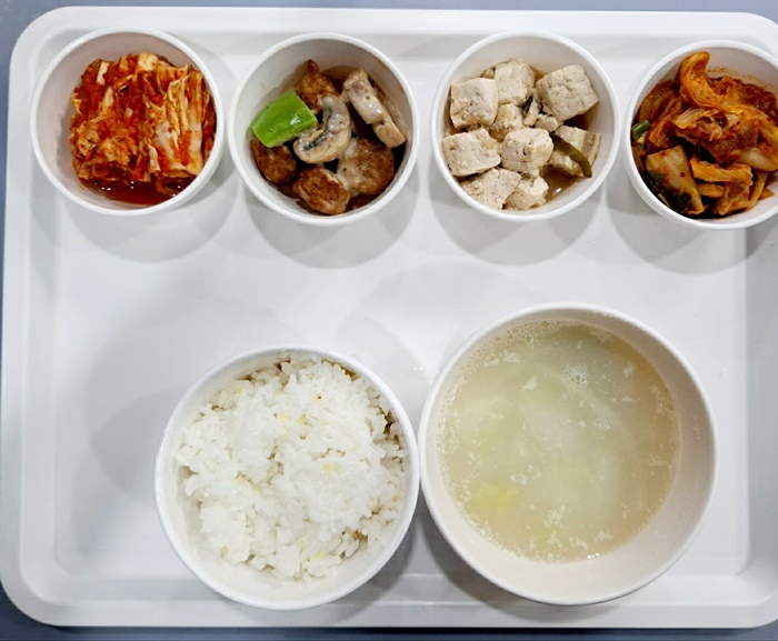 c409fe5891a6a3a2476cfc2eef24cac9_1732088