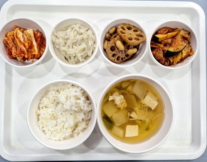 2c09eb71c1efa9d953317e523bc84562_1735004