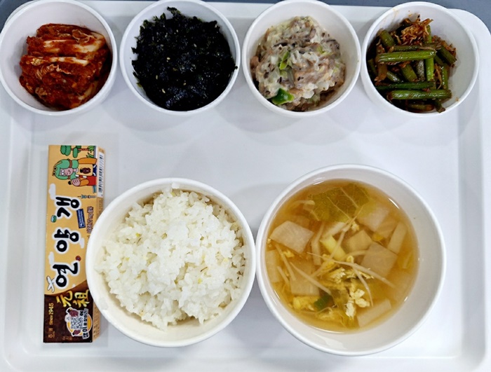 7cc9653cdbd5a1cbf990f7ca7c924c95_1733196