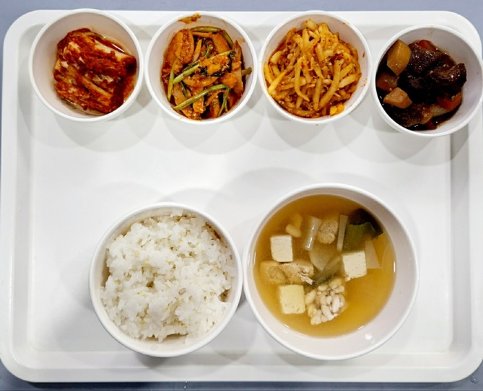 7cc9653cdbd5a1cbf990f7ca7c924c95_1733196