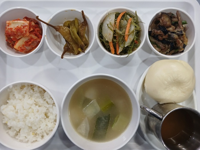 7cc9653cdbd5a1cbf990f7ca7c924c95_1733203