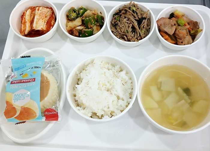 f25c1c9ca362025654ad1f528ab040f2_1739244