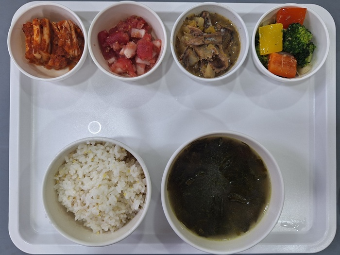 f9e741c41d5036fa05ead54606a764d5_1738642