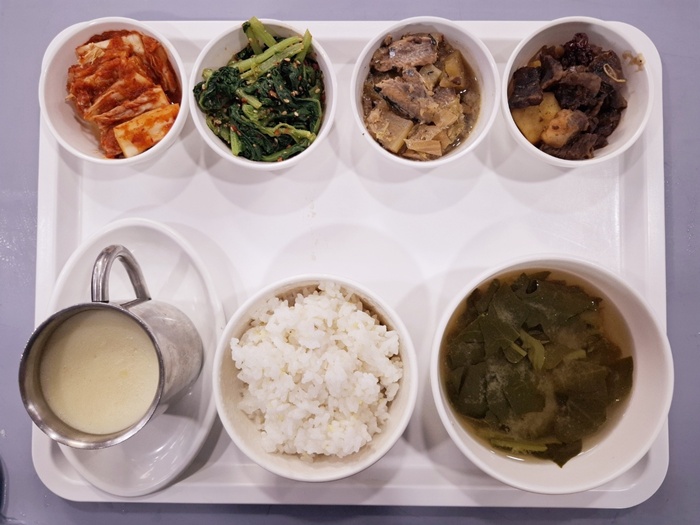 b3fa22eb7dfd1fd2a18a654209007c08_1742195