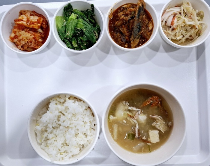 d98fbf4bcaf7bbae3b62df64f7bc8beb_1741592