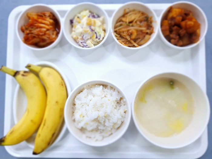 1c756a04410367c8238a3bbfe96833b1_1744860