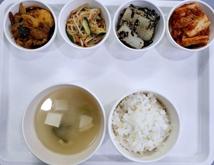 1a32115fa062b3307c1121291561a158_1747185