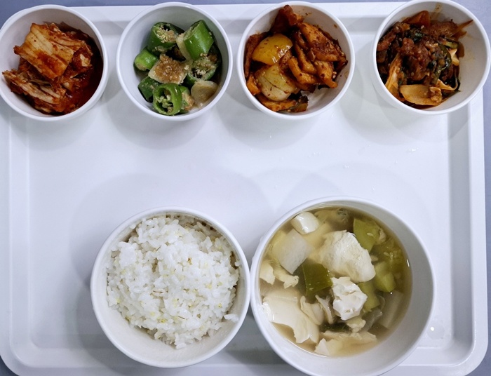 aec0a7d5ba3b0570d8558dd2b81e0f07_1749779