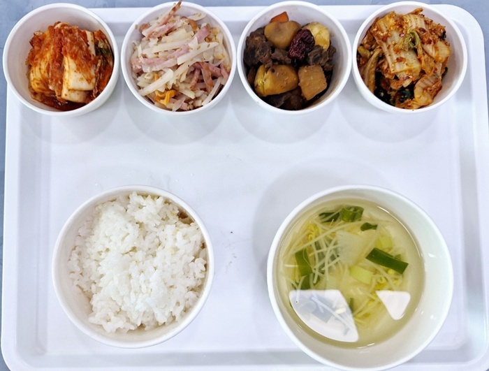 aec0a7d5ba3b0570d8558dd2b81e0f07_1749788